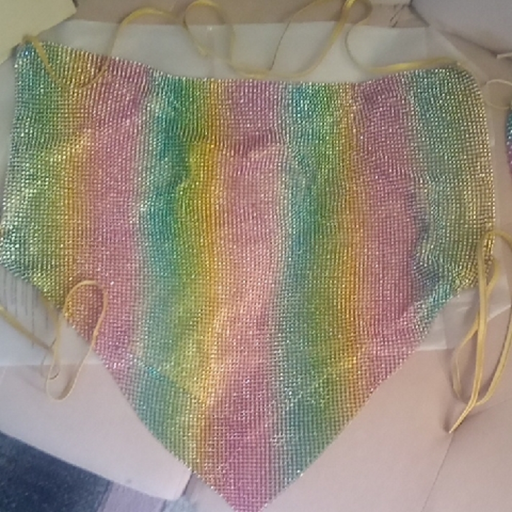 Multicolor Chain Detail Halter Top